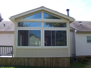 Room enclosure with sliding windows